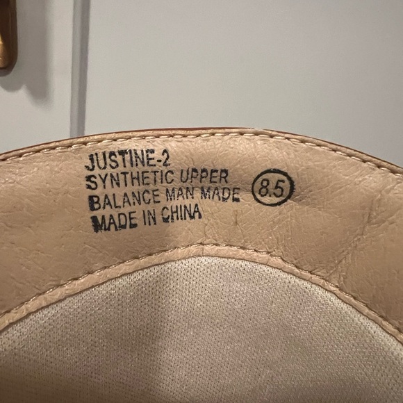 NIB Chase and Chloe 8.5 almond toe boots in brown - Picture 6 of 8